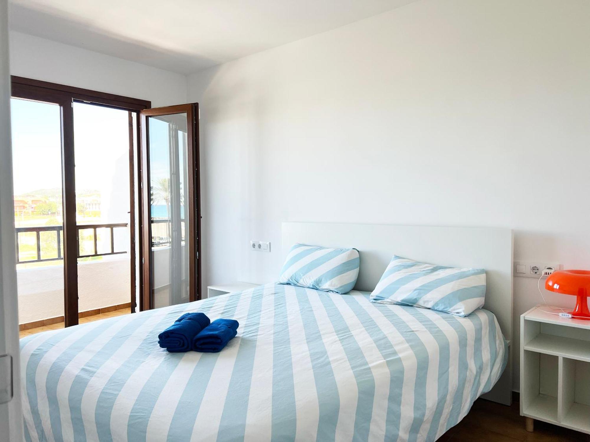 Espectacular Sunny House In The Beach Cunit Exteriör bild